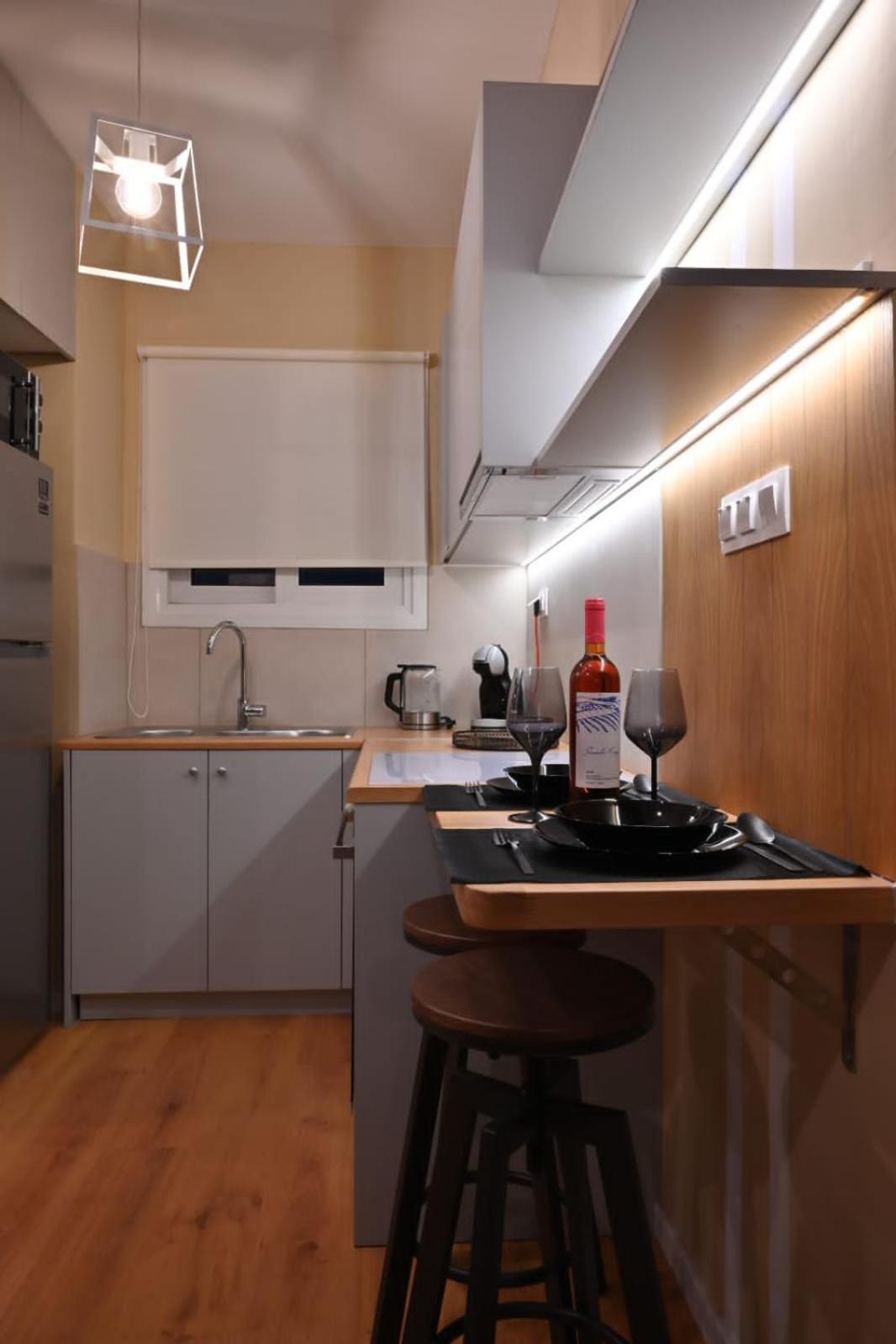 Modern Two Bedroom Apartment At Koukaki Atenas Exterior foto